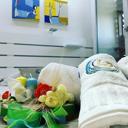 Apartament Ellenove House *